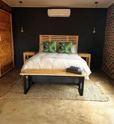 Rustenburg Apartment | RhinoStay