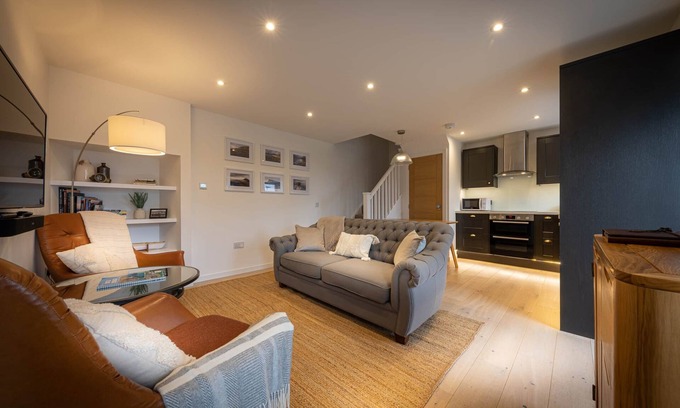 Ardvasar House | Rhu House Cottage