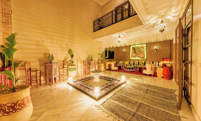 Kbour Chou House | Riad Dar Arwa