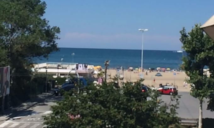 Rimini House | RICCIONE with BEACH and AQUAPARK INCLUDED/BEACH and AQUAPARK included !