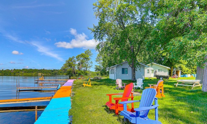 Roseneath Cottage | rice lake 2 bedrooms waterfront cottage