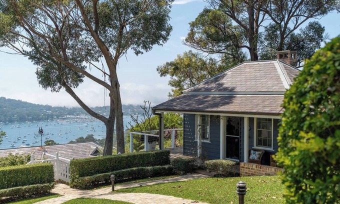 Church Point Cabin | Ridgedale Cottage, Bayview. The perfect romantic retreat!