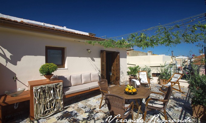 Old Town Rethymnon Apartment | Rimondi Veranda House