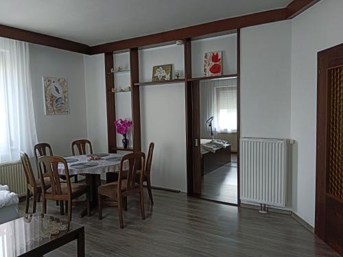 Zeltweg House | Ring Gästehaus