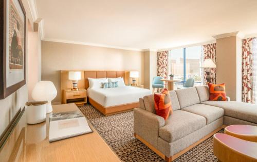 Las Vegas Resort | Rio Hotel & Casino, a Destination by Hyatt Hotel