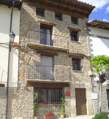 Mosqueruela Apartment | Rio La Estrella