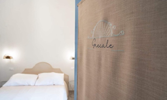 Albisola Superiore Villa | Riobasco Guesthouse - Grecale Room - Double with private bathroom