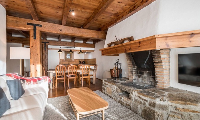 Baqueira Ski Chalet | Riu Nere by Totiaran