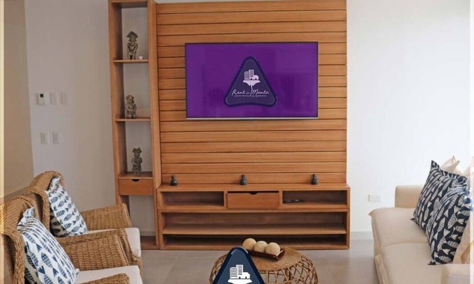 Manta Apartment | Riva di Mare: Oceanview 3 Bedroom