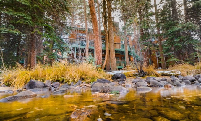Aspen Brook House | River, Hot Tub, King Beds, Walk Into Nat'l Park