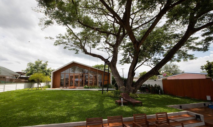 Bang Len Villa | River house for relaxation and remote work station
