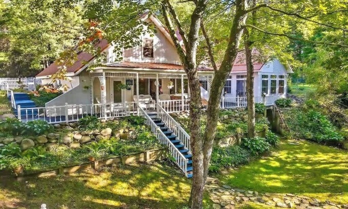 Luther House | River House Retreat in Luther, MI