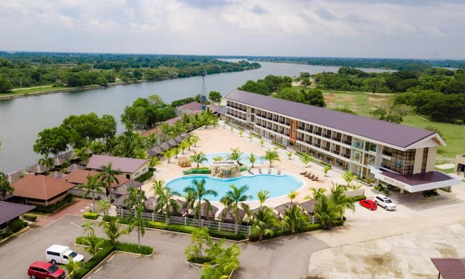 Lingayen Resort | River Palm Hotel and Resort powered by Cocotel
