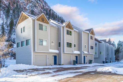 Ouray House | River Park 1242