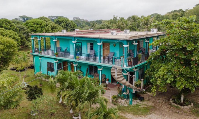 Santa Elena Hotel | River Park Inn
