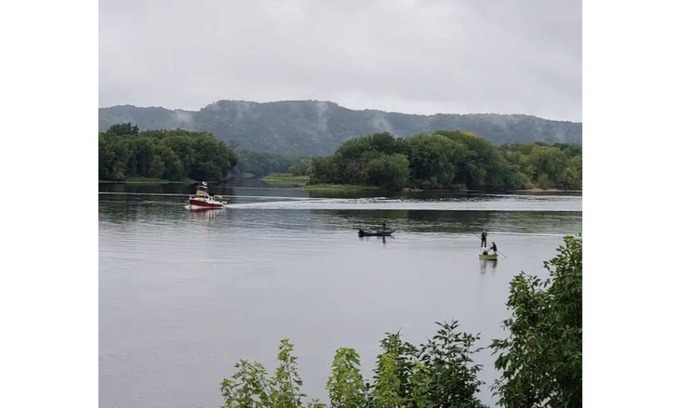 Fountain City House | River Road Abode: breathtaking river views