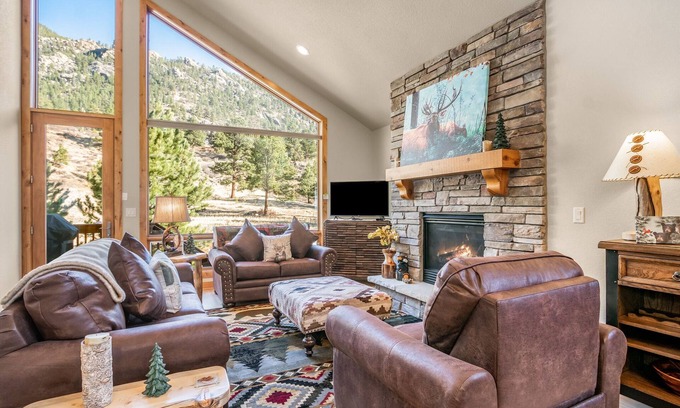 Estes Park House | River Rock Retreat – Townhome on Fall River, Near RMNP Entrance – EV #6032