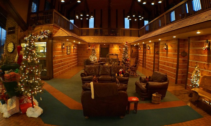 Petersburg Hotel | Riverbank Lodge