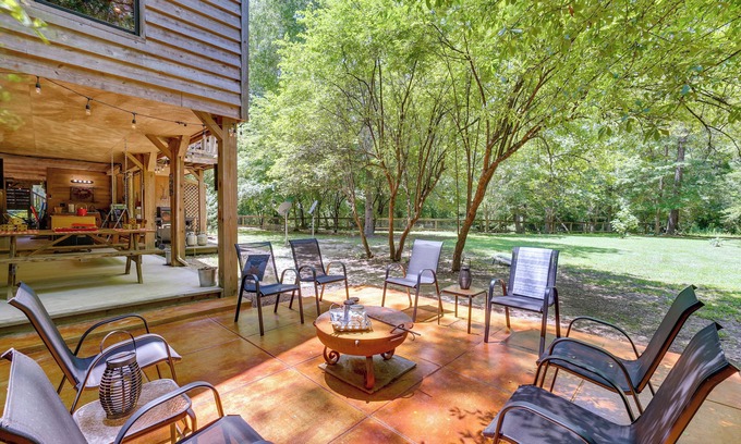 Seminary Cabin | Riverfront Cabin w/Outdoor Oasis in Seminary!