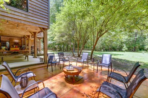 Seminary House | Riverfront Cabin with Outdoor Oasis in Seminary!
