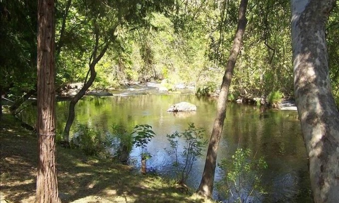 Kaweah House | Riverfront North Fork Kaweah - 1500 Ft of your own river!