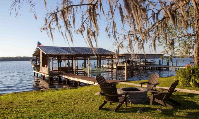 Crescent City House | Riverfront Retreat w/Dock, Lifts & Sunset Views