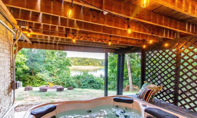 North Liberty Cabin | Riverfront Winter Getaway - HotTub-Games-Firepit