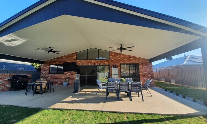 Bundalong House | Rivergum Retreat Bundalong - 4 Bedroom Entertainer
