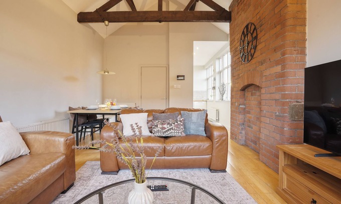 Neepsend Apartment | Riverside Loft - Free Parking - Gym - Riverview