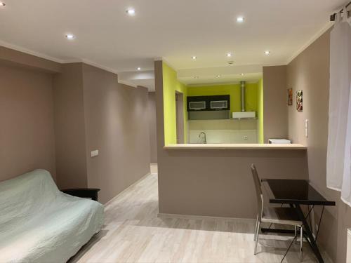 Maskavas Forstate Apartment | Riverside Promenade apartment M