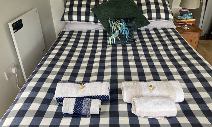 Llandysul Cabin | Riverside Retreat Relaxing beautiful surrounding set in 3 acres and pet friendly