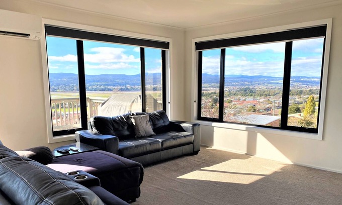 Riverside House | Riverside Serenity Launceston