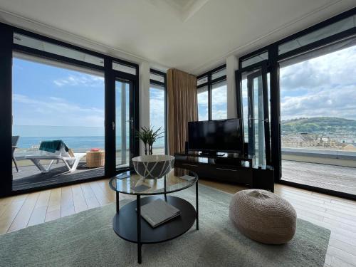 Teignmouth Apartment | Riviera Apartments - Five Stylish Penthouse Apartments with Unrivalled Sea Views of Teignmouth, Shaldon, The Jurassic Coastline & The Teign Estuary