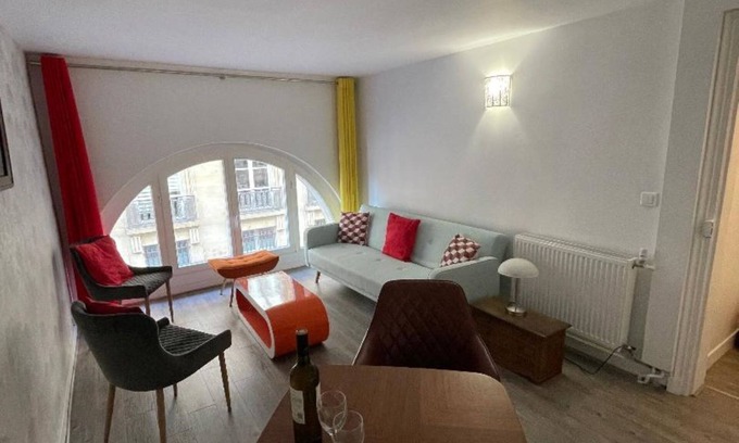 Quartier de la Place-Vendome Apartment | Rivoli/Concorde/Tuilleries