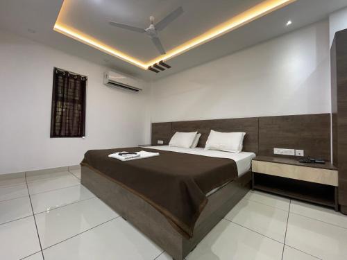 Kozhikode Hotel | RK Residency Calicut