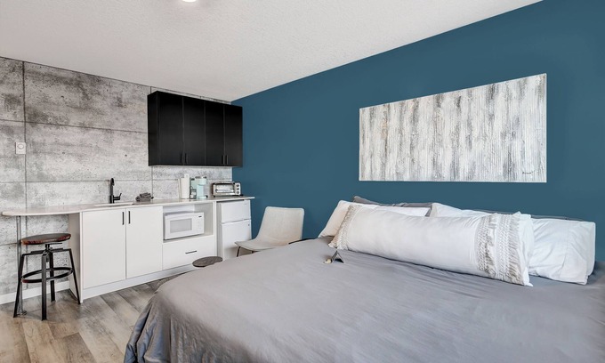 Clairmont Apartment | RNDUP