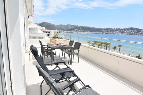 Santa Margarida Apartment | Rnet - RHC 2712 Roses Holiday Center