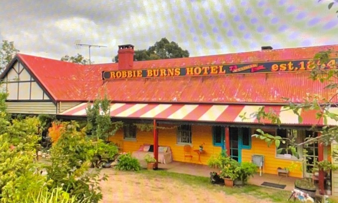 Wyndham House | Robbie Burns Hotel
