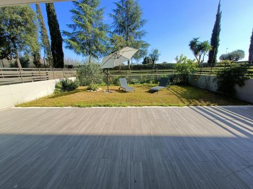 Quartiere XXVII Primavalle Apartment | Roberta and Luca cozy apartment with garden, terrace and pool