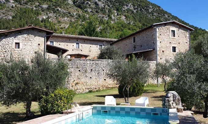 Pacentro Bed & Breakfast | Rocca Lorenizo