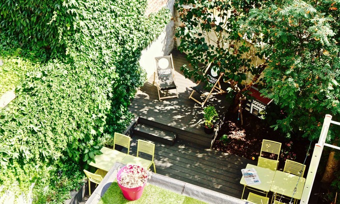 Zurenborg Bed & Breakfast | Rock Lobster City Lodge