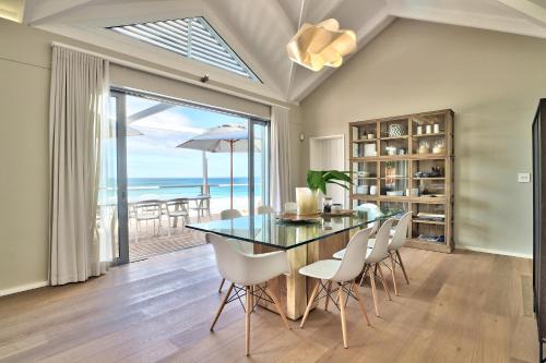 Clifton Villa | Rock Villa