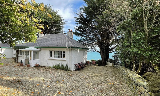 Newry Cottage | ROCKLEA SEASIDE COTTAGE, family friendly in Newcastle, County Down