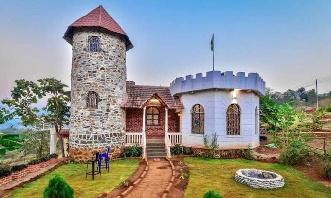 Pali Villa | Rockwood Castle