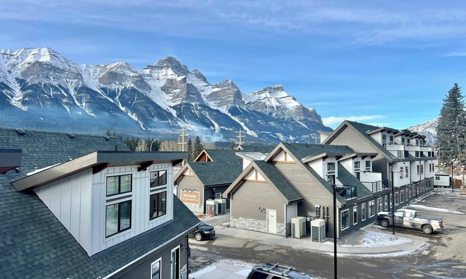 Harvie Heights House | Rocky Mountain Retreat Near Banff
