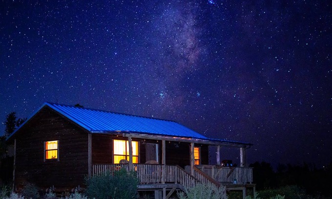 Fredericksburg Cabin | RockyRidge Cabin-Hill Country Views-20 min to Fred