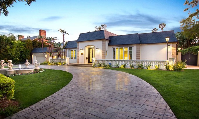 The Flats House | Rodeo House - French Contemporary Feng Shui-designed home w/ open floor plan