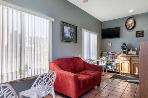 Harbor Hotel | Rodeway Inn Carson - Los Angeles South