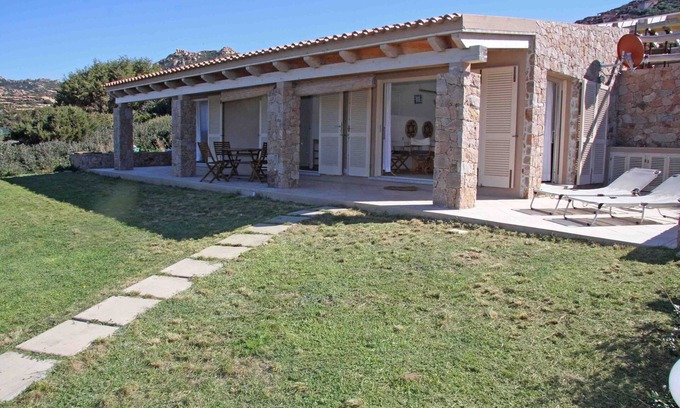 Costa Paradiso House | Romantic home by the natural pools of Li Baietti, sea front