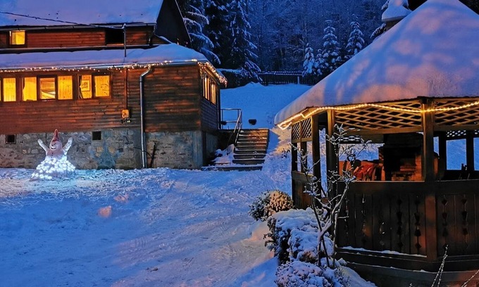 Zetea Cottage | Romantic chalet in the forest area, with a stream in the garden